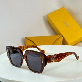 Picture of Loewe Sunglasses _SKUfw55562000fw